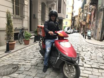 Moto kuryelerden şikayet mi ediyorsunuz? Bir de onları dinleyin!