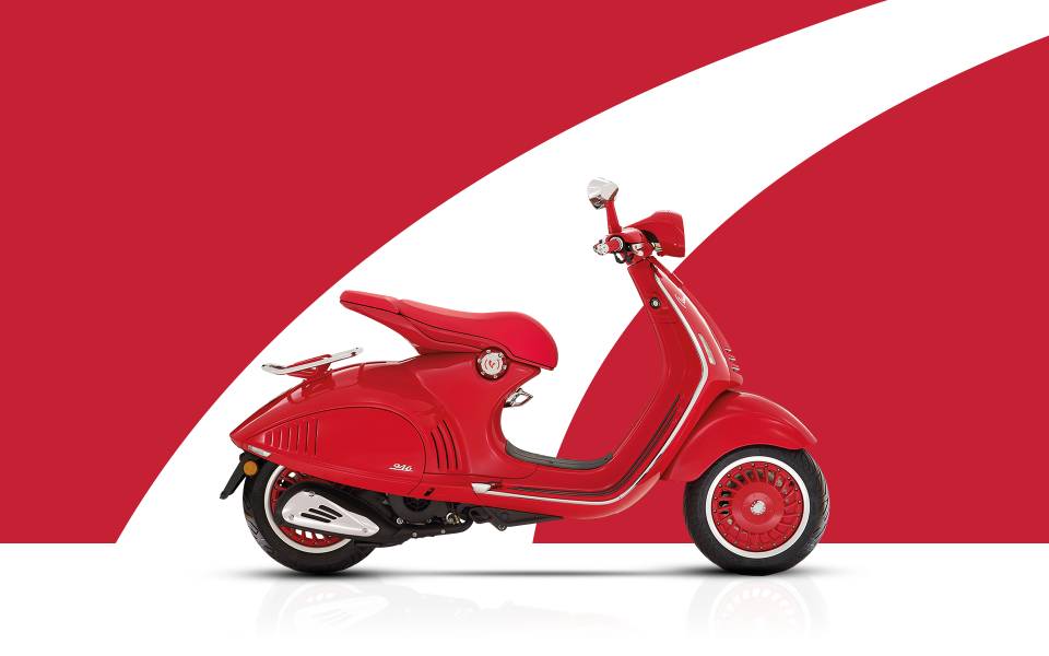 Kült, çekici, duyarlı ve özel: Vespa 946 RED
