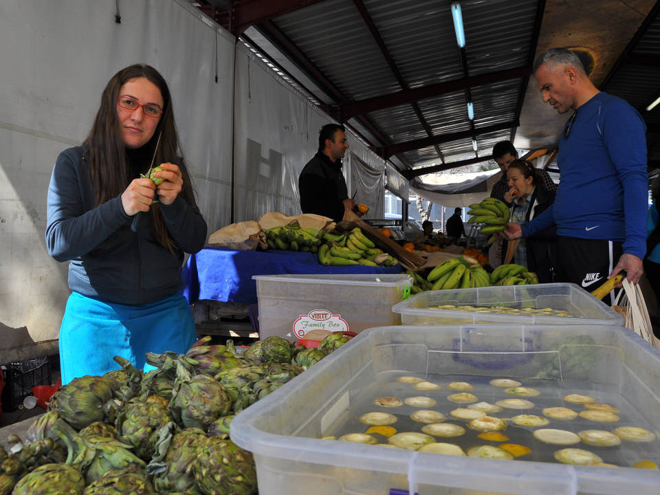 Pazar tezgahından bilardoda şampiyonluk kürsüsüne Pazar tezgahından bilardoda şampiyonluk kürsüsüne