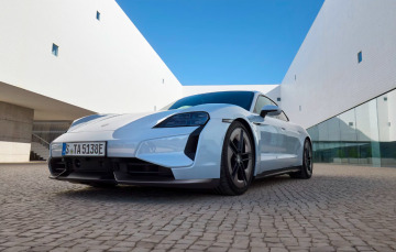 Porsche’den yenilenen ve en hızlı Taycan modelleri Porsche’den yenilenen ve en hızlı Taycan modelleri