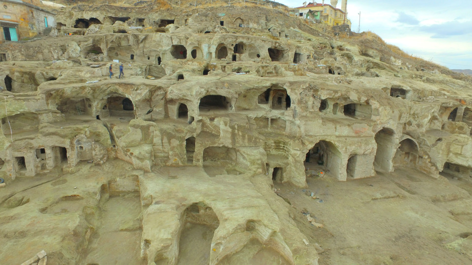 Türkiye’nin tarihi yeraltı kentleri Türkiye’nin tarihi yeraltı kentleri