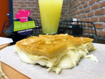 Sokak Arası Tatlar: Adana Börek