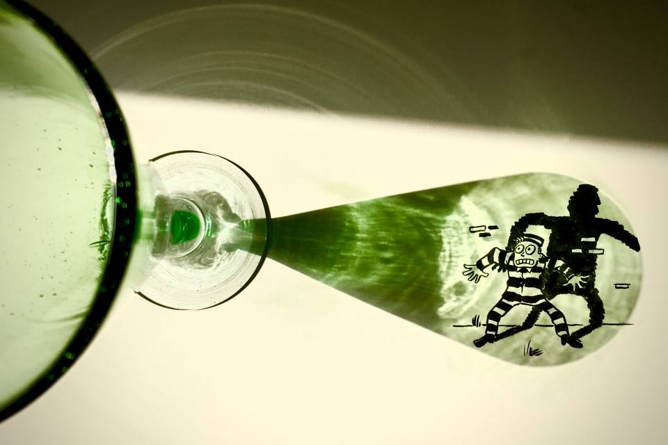 “Gölge oyunu”nu baştan yaratan adam: Vincent Bal “Gölge oyunu”nu baştan yaratan adam: Vincent Bal