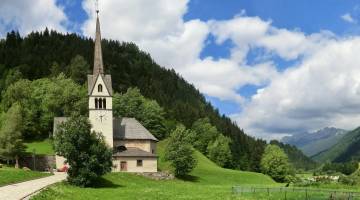 A Turkish village in Italy: Moena