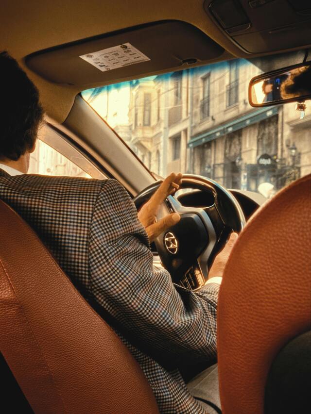 Özellikle büyük şehirlerde artan trafik yoğunluğu sürücü davranışlarını çok daha kritik hale getiriyor.