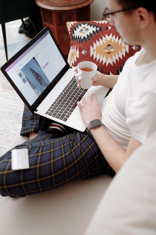 Türkiye’de e-ticaret harcamalarının yaklaşık yüzde 42’si erkekler tarafından yapılıyor.