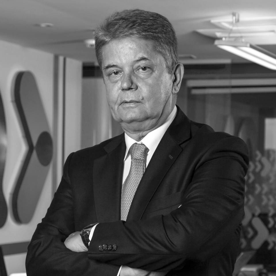 ''Tarık ağabey, bizi ağabeysiz bıraktın, haberin olsun.''