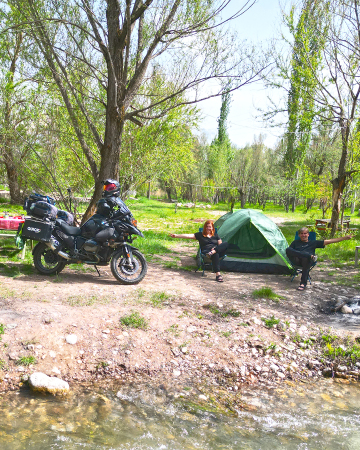 Doğanın Kalbinde Kamp; Aladağlar Milli Parkı Doğanın Kalbinde Kamp; Aladağlar Milli Parkı