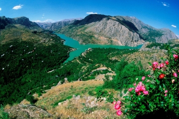 Anadolu'nun Cennet Bahçesi; Kemaliye (Eğin)