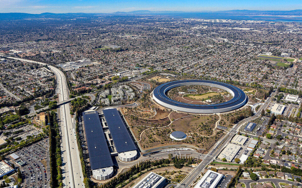 Yapay Zeka Süper Bilgisayarları: Geleceğin Motoru Yarım Trilyon Dolarlık Yatırımla Geliyor