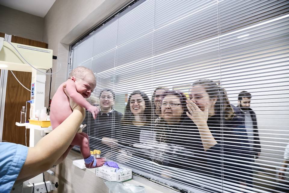 Doğumdaki mucizevi anların belgeselcileri!