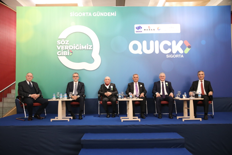 Quick Sigorta’nın Alanya’da düzenlediği “Sigorta Gündemi” paneli büyük ilgi gördü Quick Sigorta’nın Alanya’da düzenlediği “Sigorta Gündemi” paneli büyük ilgi gördü