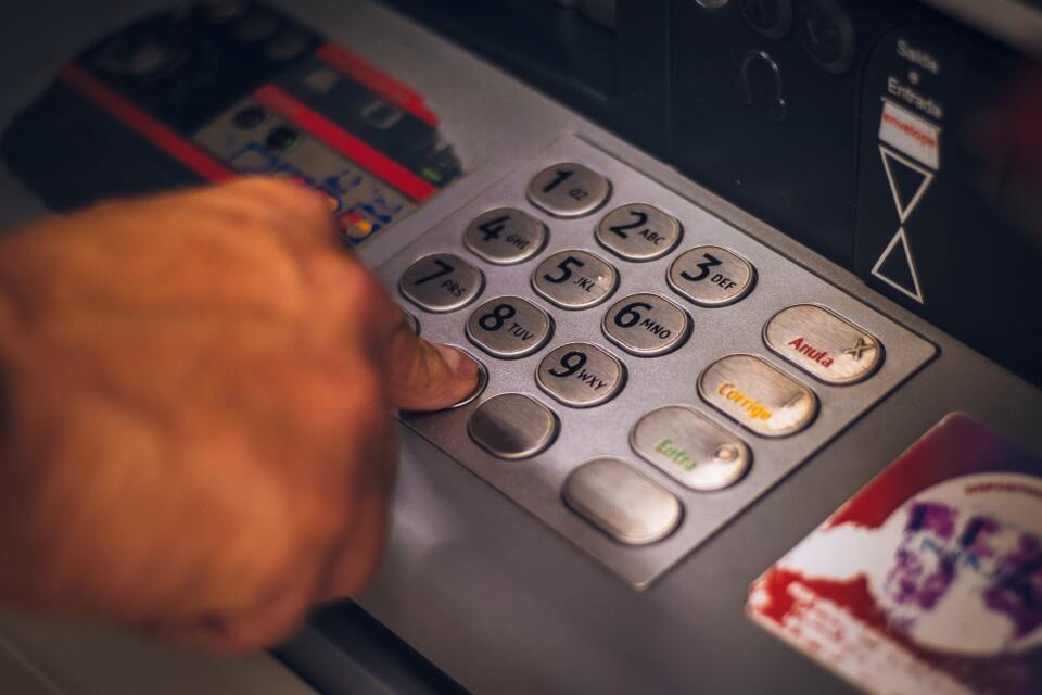 Online EFT ve Havale yaparken nelere dikkat etmeli? Online EFT ve Havale yaparken nelere dikkat etmeli?