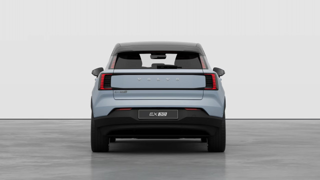  Volvo EX30, Volvo’nun en ulaşılabilir fiyattaki aracı olma konumunda. 