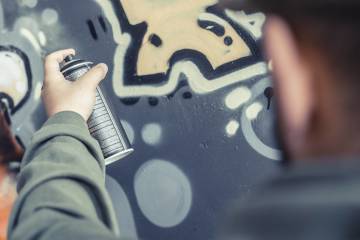 Tailor-made Graffiti Art Gives the Start Signal