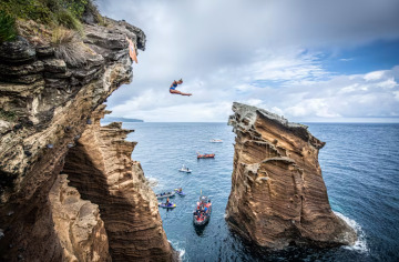Dünyanın en eski ekstrem sporu: Cliff diving Dünyanın en eski ekstrem sporu: Cliff diving