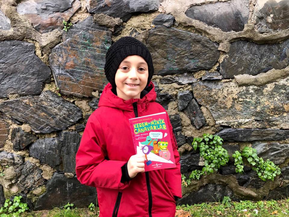 7 yaşında bin 115 kitap okuyup ilham oldu