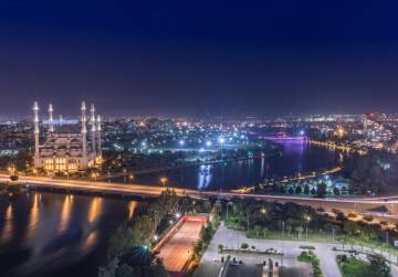 Lezzet, samimiyet ve mizahın "01" numaralı başkenti: Adana Lezzet, samimiyet ve mizahın "01" numaralı başkenti: Adana