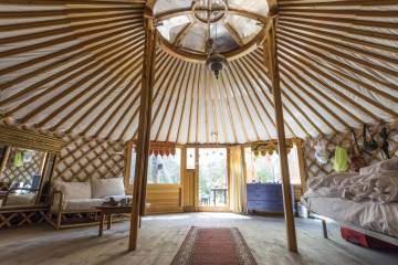 The New Passion of Nature Lovers Seeking for Comfort: Glamping