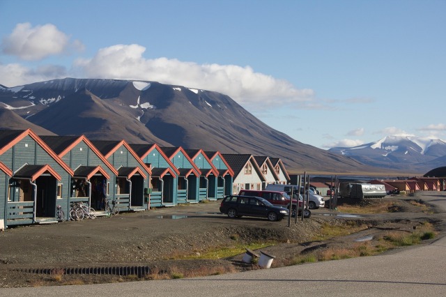 Svalbard Türklerden oturma izni istemiyor.