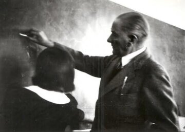 24 Kasım Öğretmenler Günü kutlu olsun! 24 Kasım Öğretmenler Günü kutlu olsun!